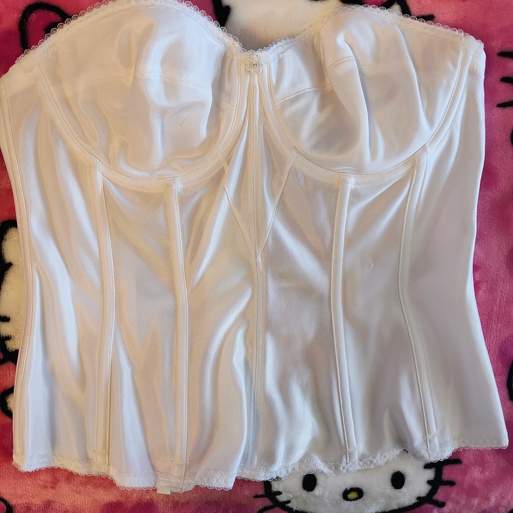 Elegant White Bustier-Used